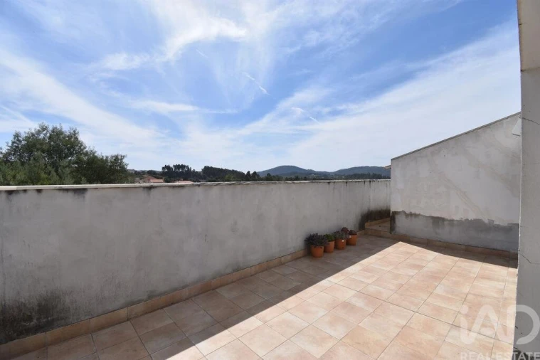 Apartamento T5 para Venda em Avelar Foto 19