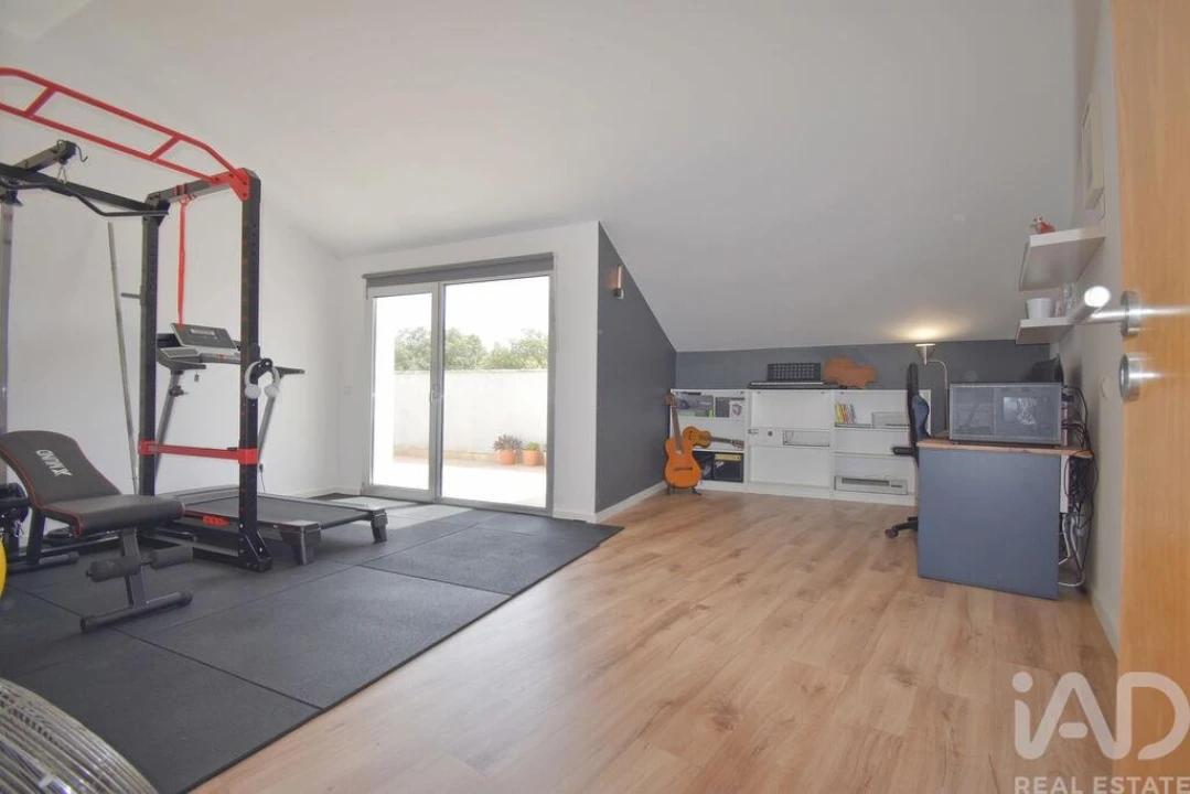 Apartamento T5 para Venda em Avelar Foto 24