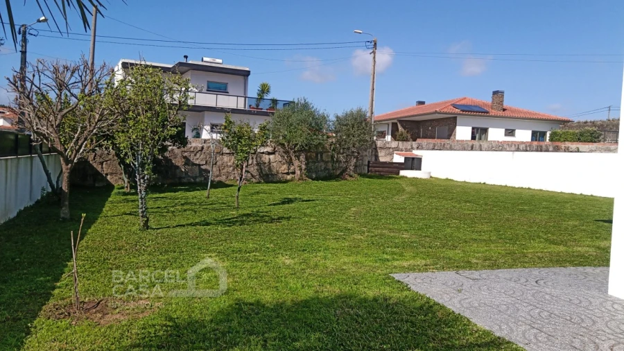 Moradia T3 para Venda em Antas Foto 5