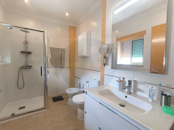 Apartamento T5 para Venda em Abrantes (São Vicente e São João) e Alferrarede Foto 8