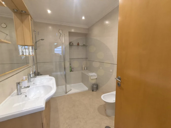 Apartamento T5 para Venda em Abrantes (São Vicente e São João) e Alferrarede Foto 15