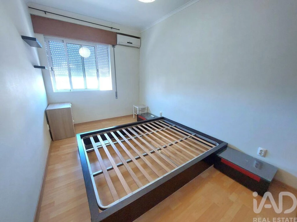 Apartamento T2 para Venda em Faro (Sé e São Pedro) Foto 15