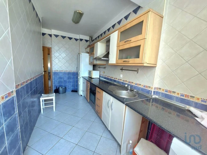 Apartamento T2 para Venda em Faro (Sé e São Pedro) Foto 5