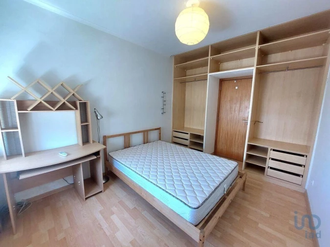 Apartamento T2 para Venda em Faro (Sé e São Pedro) Foto 9