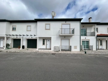 Moradia T3 para Venda em Marinha Grande