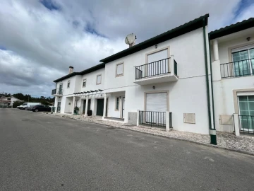 Moradia T3 para Venda em Marinha Grande