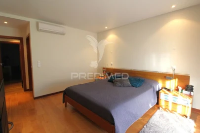 Apartamento T4 para Venda em Alcochete