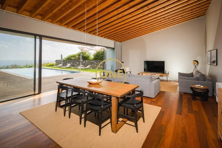 Moradia T3 para Venda em Lagoa (Nossa Senhora do Rosario) Foto 4