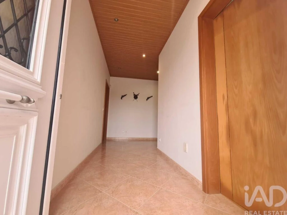 Moradia T3 para Venda em Bombarral e Vale Covo Foto 7