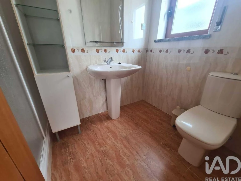 Moradia T3 para Venda em Bombarral e Vale Covo Foto 13