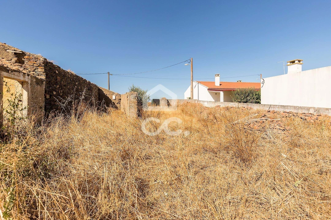 Moradia T2 para Venda em Alcaria Ruiva Foto 20