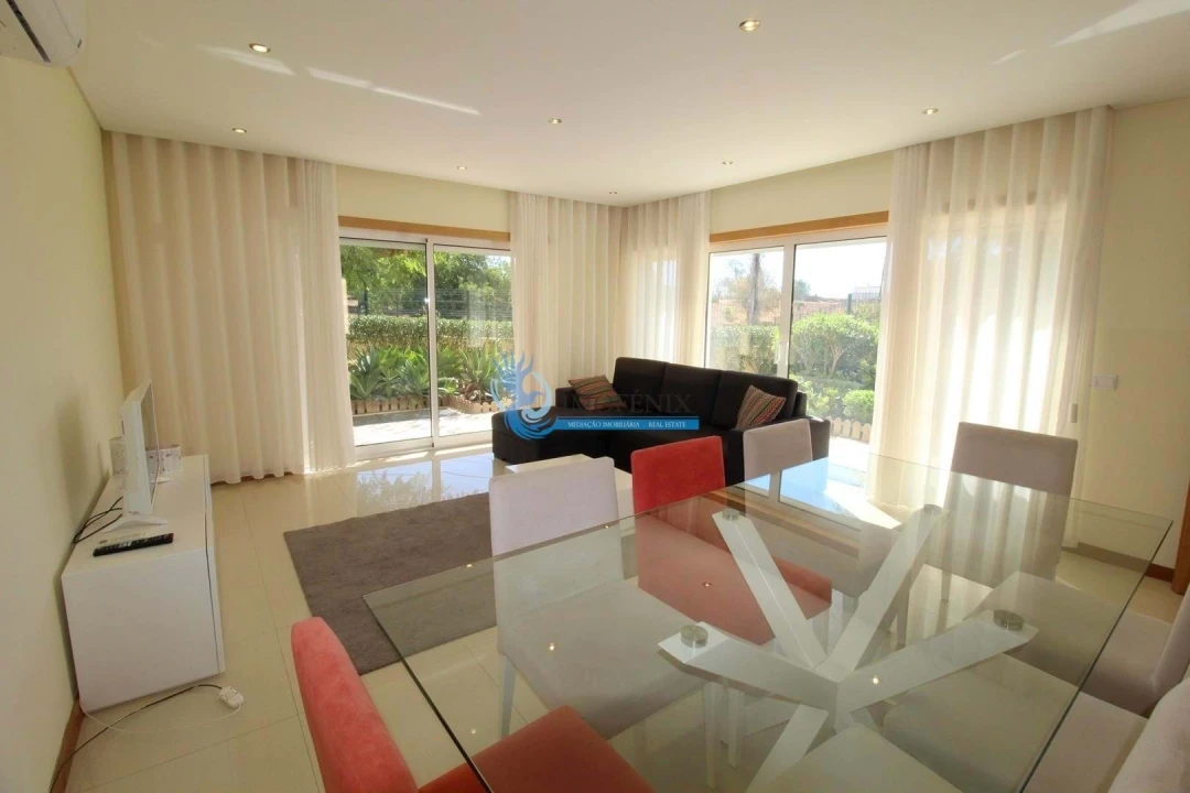 Moradia T3 para Venda em Albufeira e Olhos de Água Foto 5