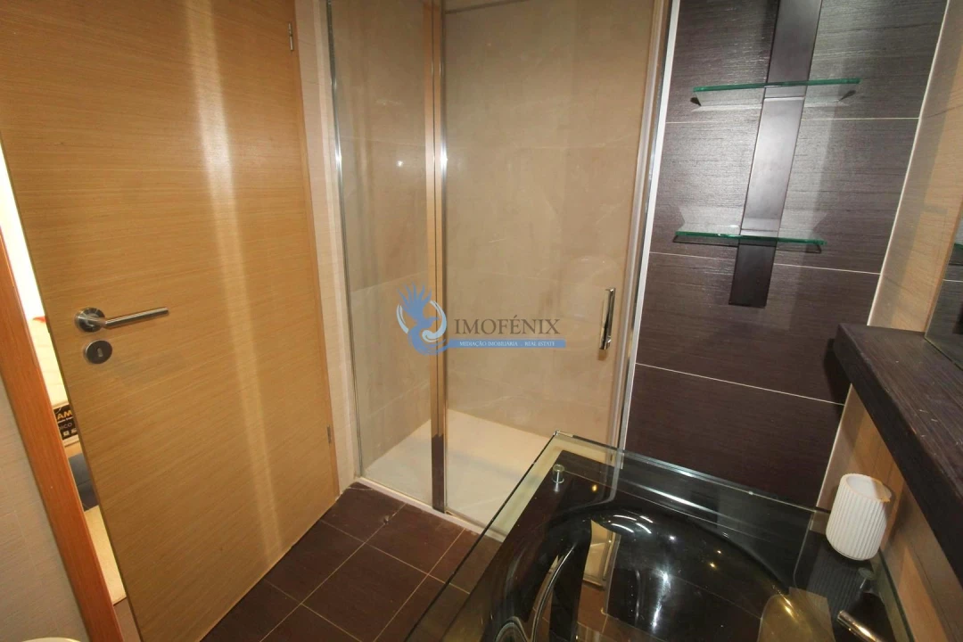 Moradia T3 para Venda em Albufeira e Olhos de Água Foto 18