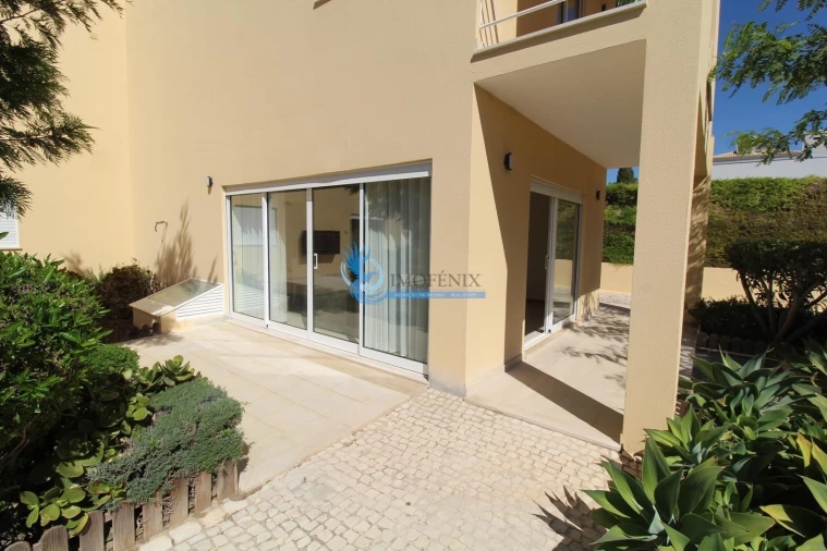 Moradia T3 para Venda em Albufeira e Olhos de Água Foto 11