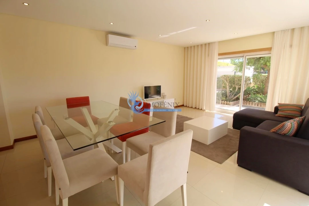 Moradia T3 para Venda em Albufeira e Olhos de Água Foto 4