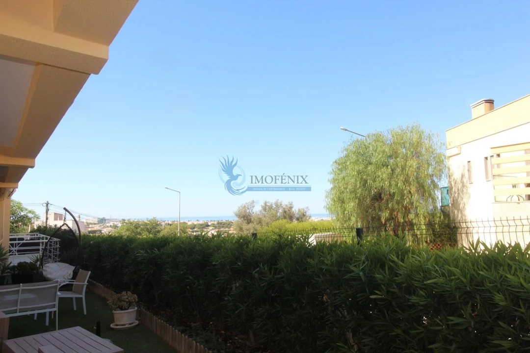Moradia T2 para Venda em Albufeira e Olhos de Água Foto 9