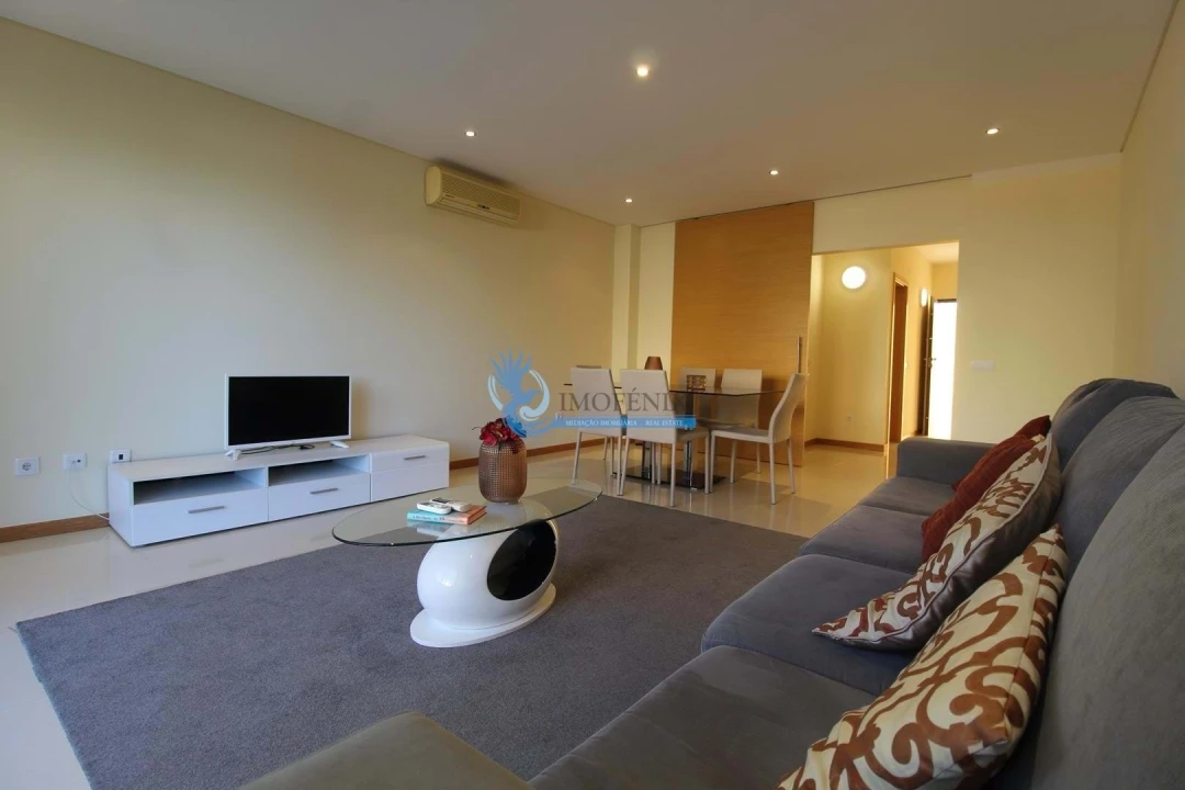 Moradia T2 para Venda em Albufeira e Olhos de Água Foto 1