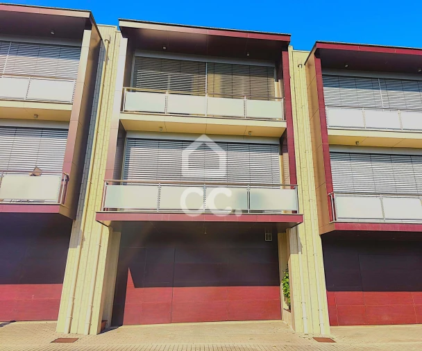 Moradia T3 para Venda em Brito Foto 38