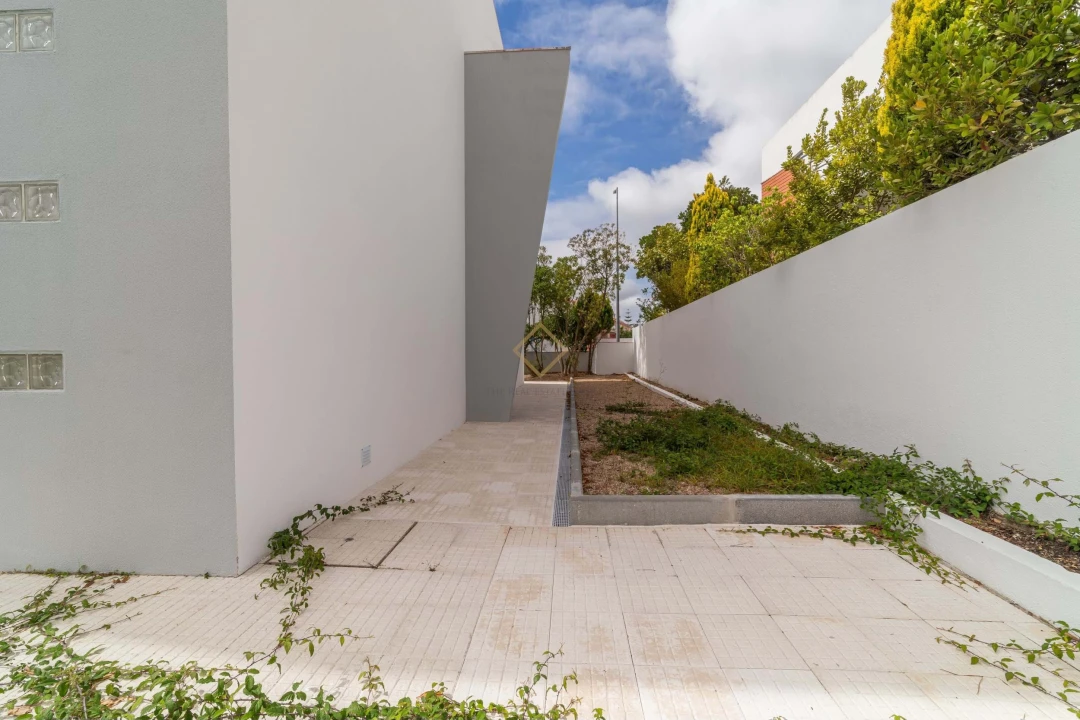 Moradia T4 para Venda em Sesimbra (Castelo) Foto 47