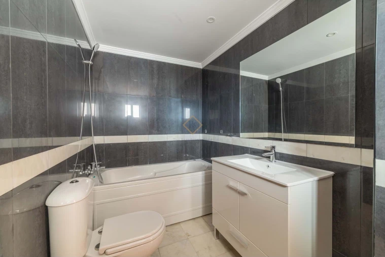 Moradia T4 para Venda em Sesimbra (Castelo) Foto 20