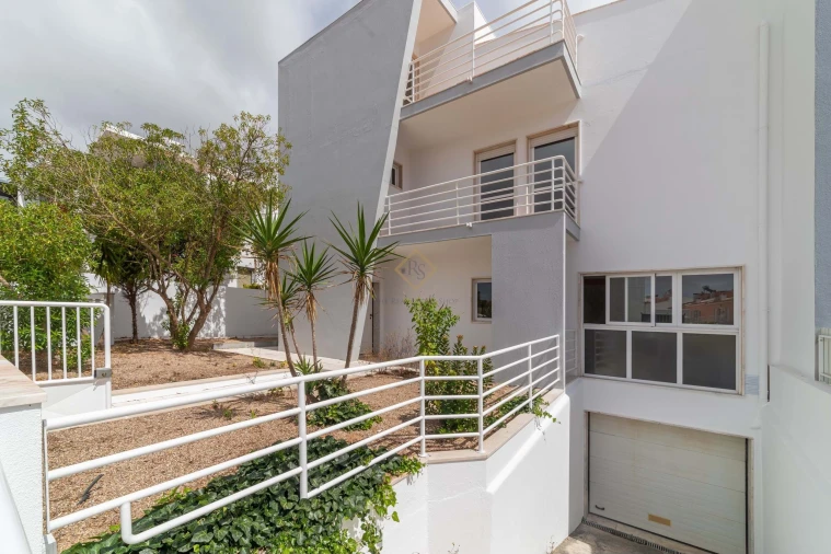 Moradia T4 para Venda em Sesimbra (Castelo) Foto 39