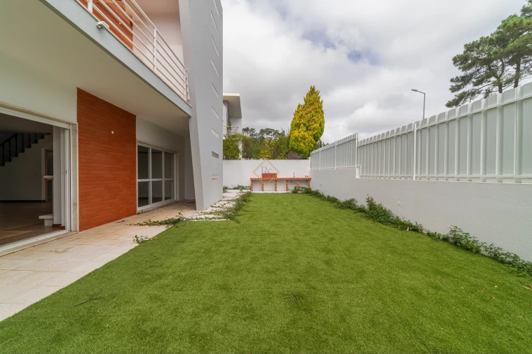 Moradia T4 para Venda em Sesimbra (Castelo) Foto 44