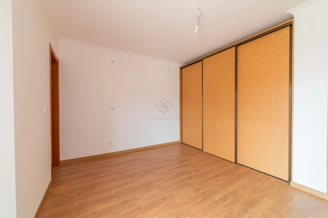 Moradia T4 para Venda em Sesimbra (Castelo) Foto 19