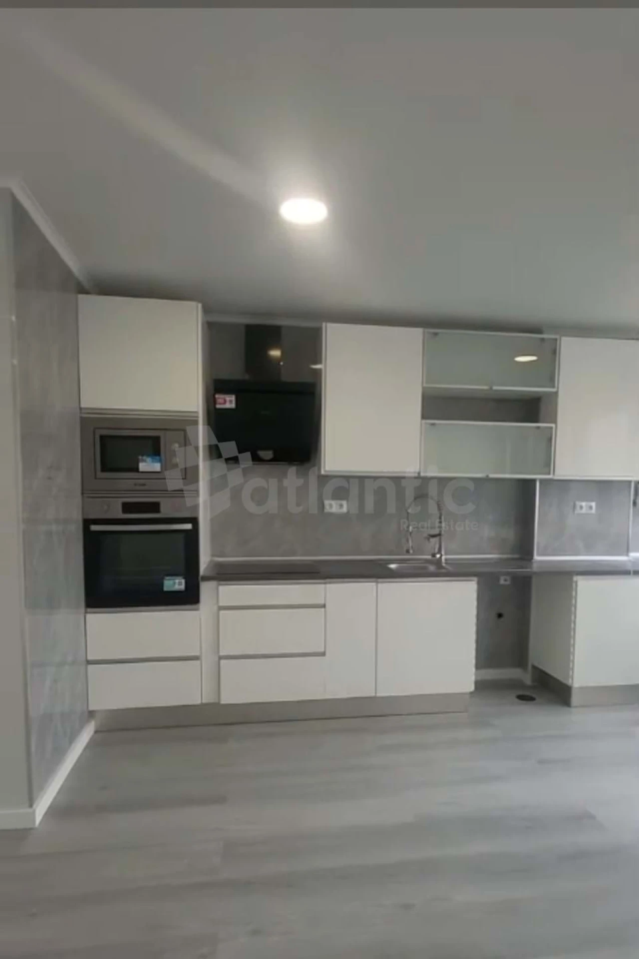 Apartamento T2 para Venda em Porto Salvo Foto 1