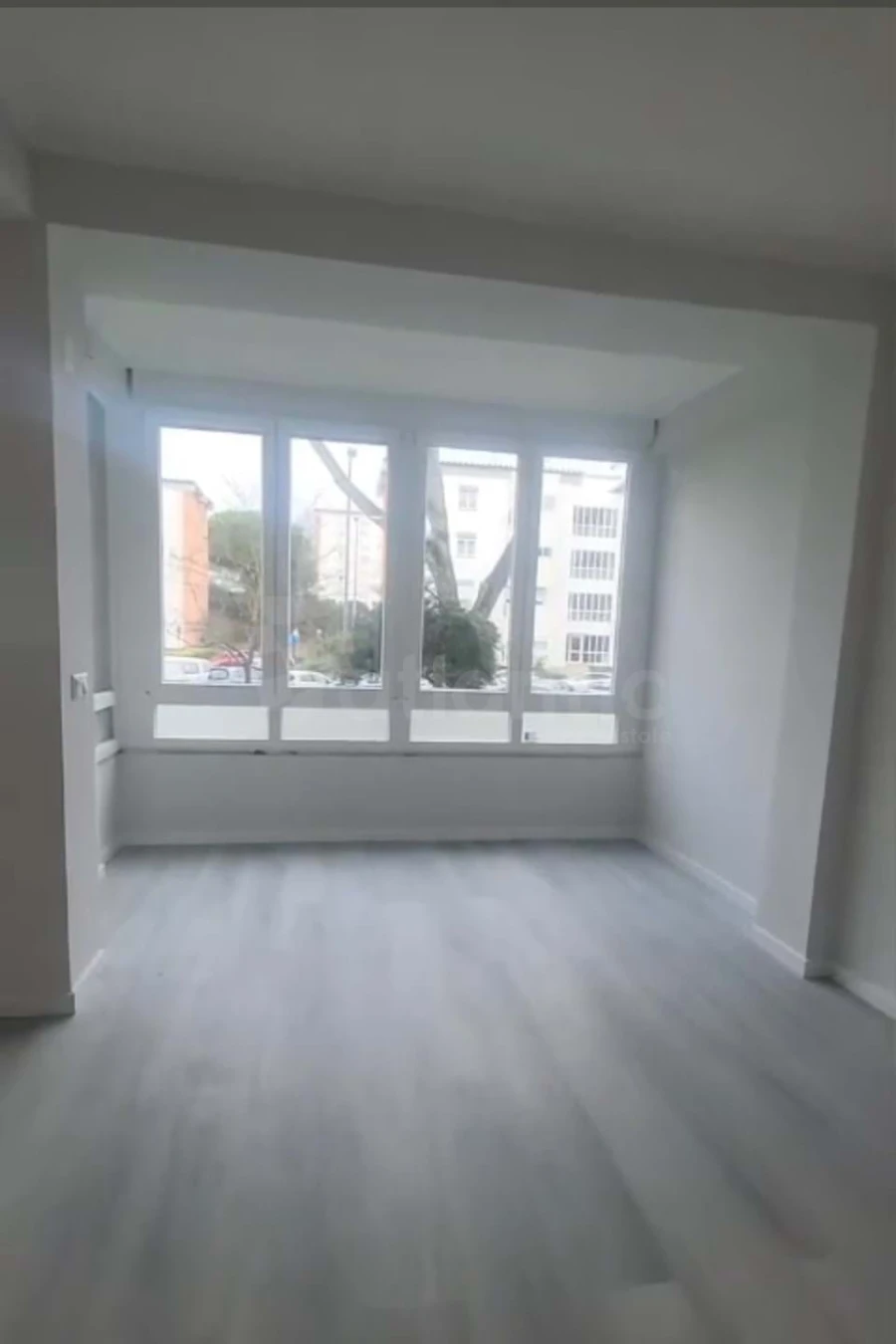 Apartamento T2 para Venda em Porto Salvo Foto 2
