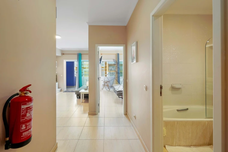 Apartamento T1 para Arrendamento em Portimão Foto 6