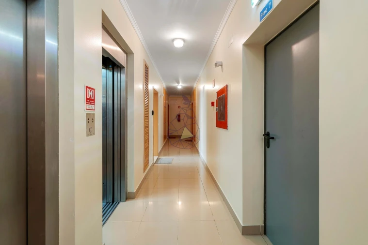 Apartamento T1 para Arrendamento em Portimão Foto 19