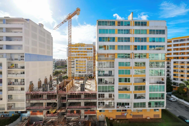 Apartamento T1 para Arrendamento em Portimão Foto 9