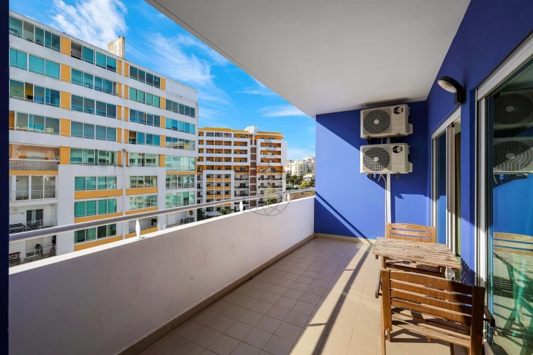 Apartamento T1 para Arrendamento em Portimão Foto 2