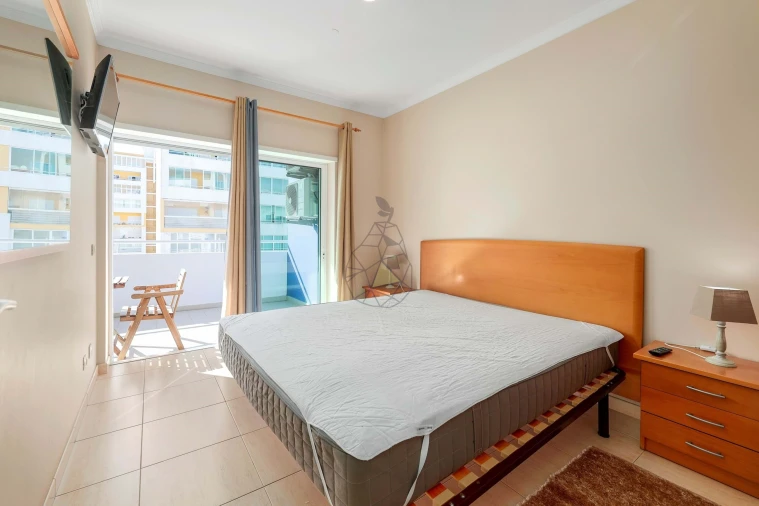 Apartamento T1 para Arrendamento em Portimão Foto 14