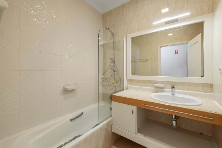 Apartamento T1 para Arrendamento em Portimão Foto 7