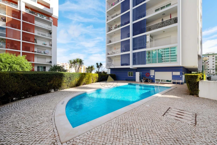 Apartamento T1 para Arrendamento em Portimão Foto 3