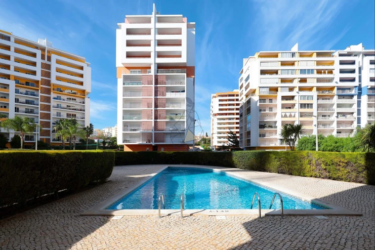 Apartamento T1 para Arrendamento em Portimão Foto 22