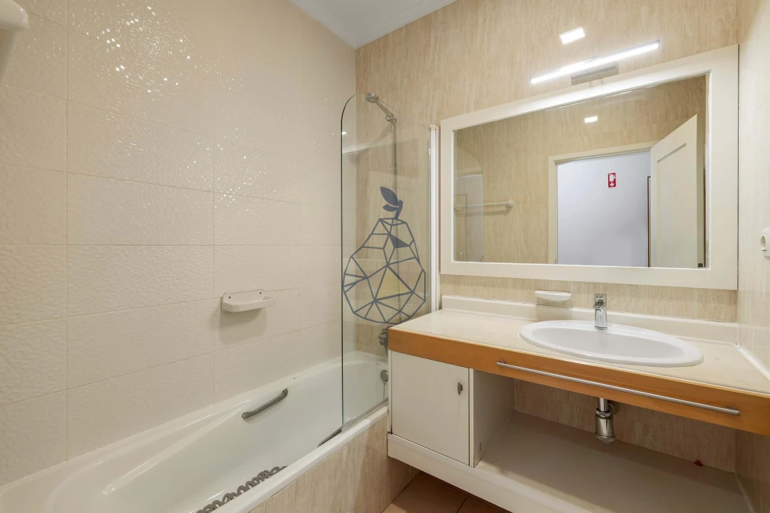Apartamento T1 para Arrendamento em Portimão Foto 7