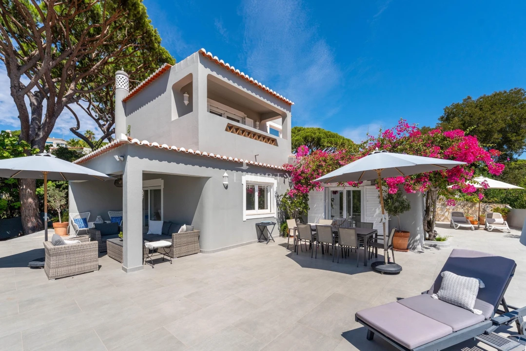 Moradia T4 para Venda em Almancil Planta 10