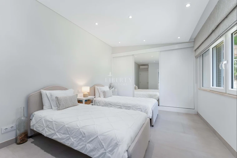 Moradia T4 para Venda em Almancil Planta 27