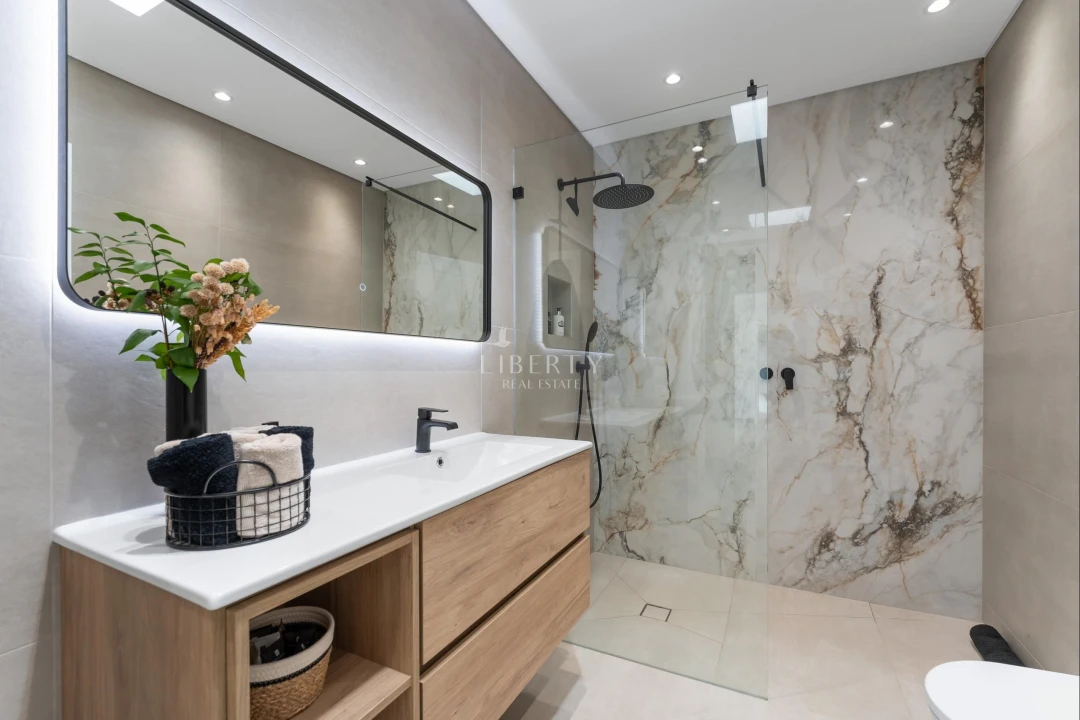 Moradia T4 para Venda em Almancil Planta 26