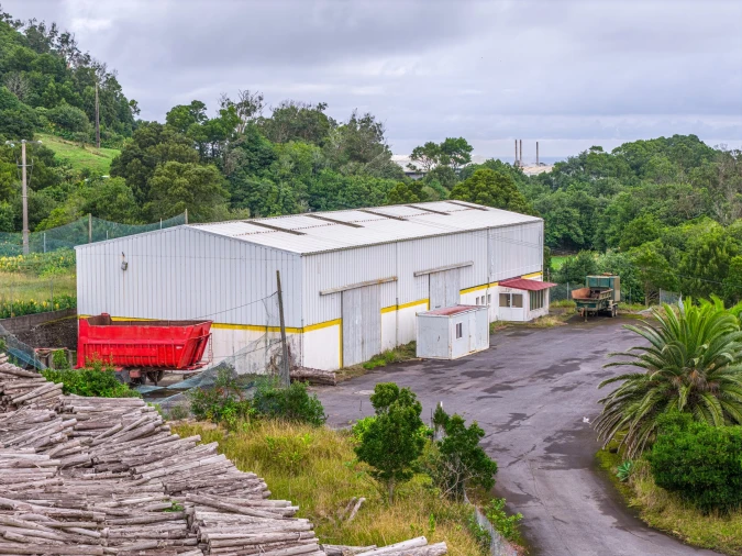 Armazém para Venda em Pico da Pedra Foto 8