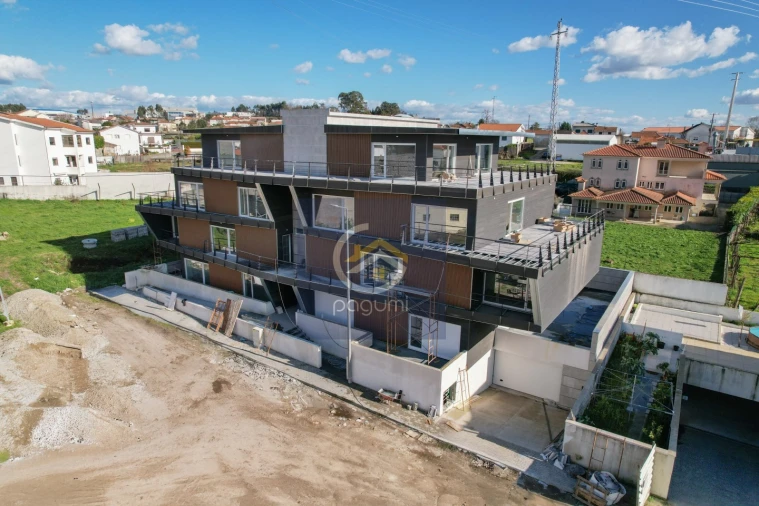Apartamento T3 para Venda em Freamunde Foto 2