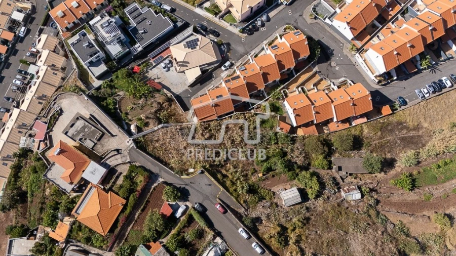 Terreno para Venda em Caniço Foto 7