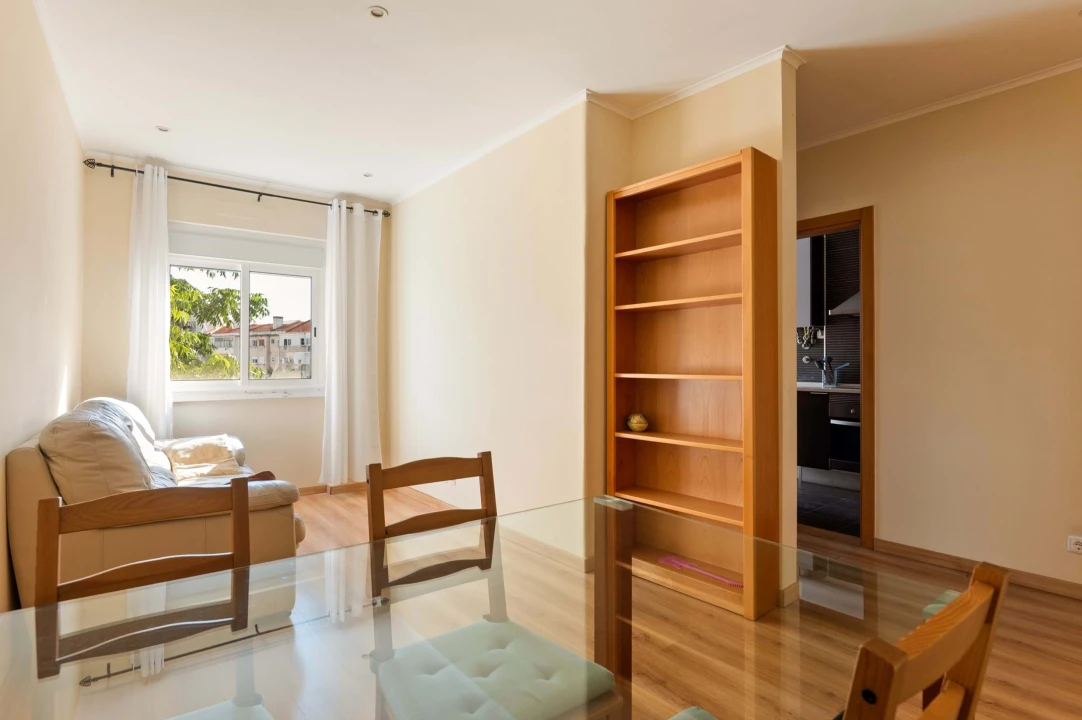 Apartamento T2 para Venda em Almada, Cova da Piedade, Pragal e Cacilhas Foto 2