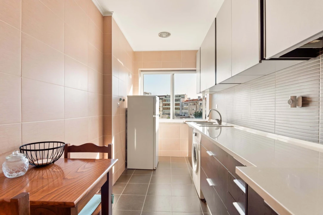 Apartamento T2 para Venda em Almada, Cova da Piedade, Pragal e Cacilhas Foto 5