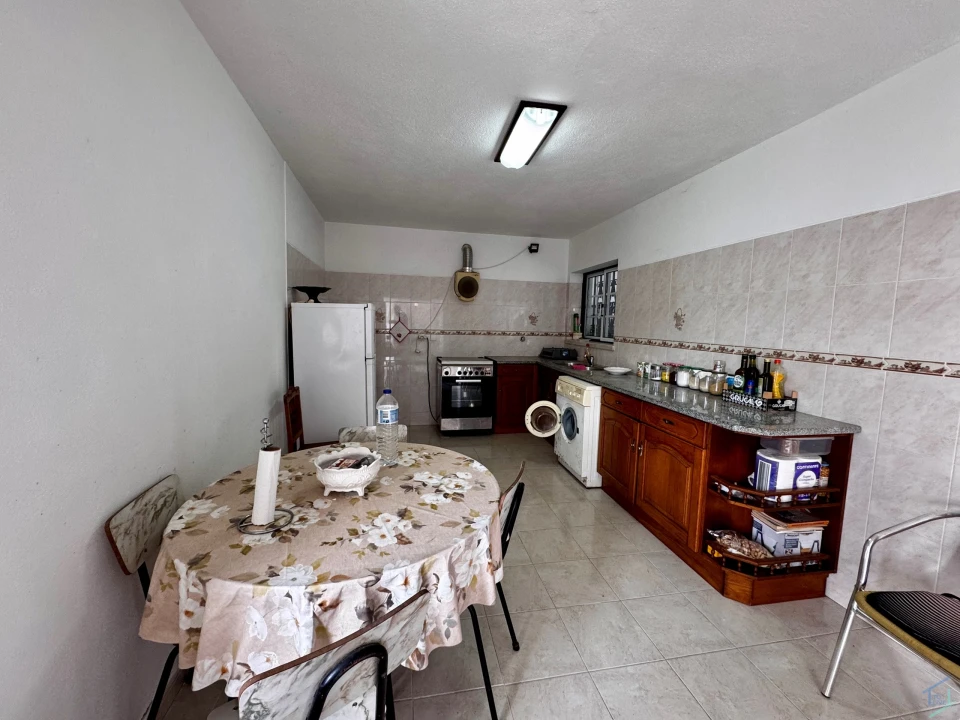 Moradia T5 para Venda em São Pedro de Tomar Foto 16