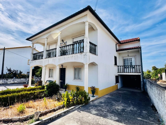 Moradia T5 para Venda em São Pedro de Tomar Foto 32