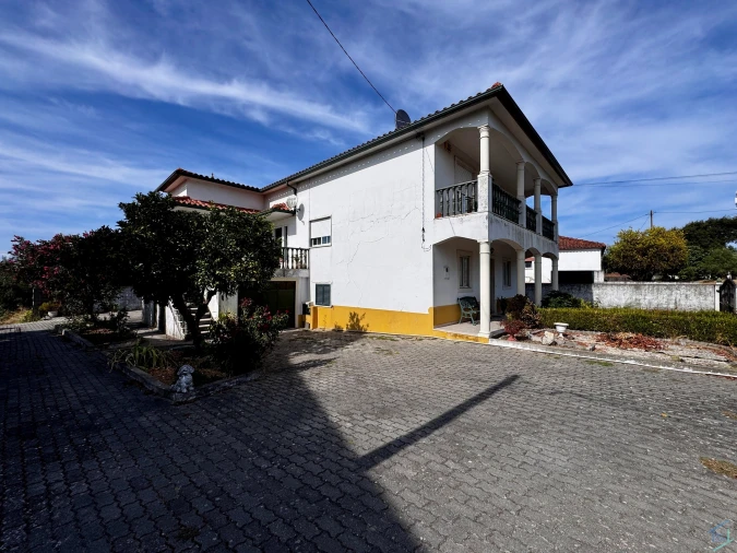 Moradia T5 para Venda em São Pedro de Tomar Foto 26