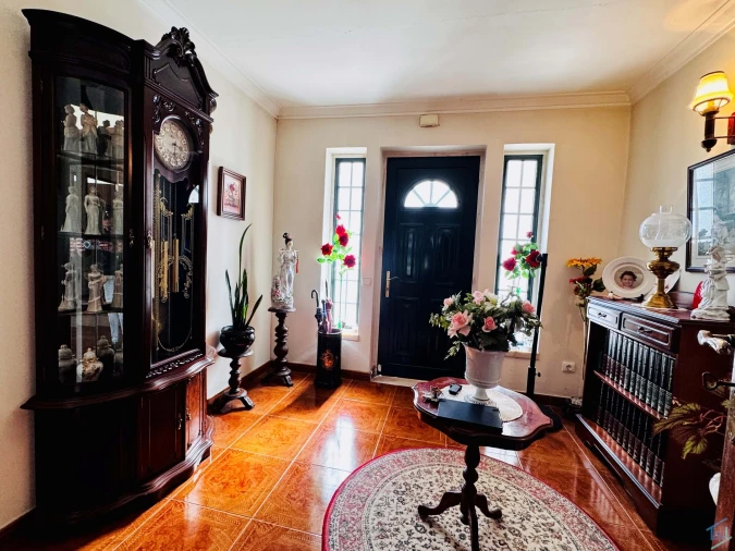 Moradia T5 para Venda em São Pedro de Tomar Foto 4